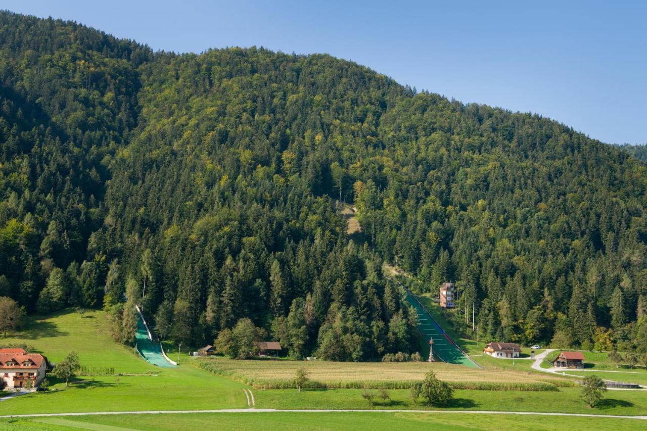 Hotel Planinka Ljubno Kültér fotó